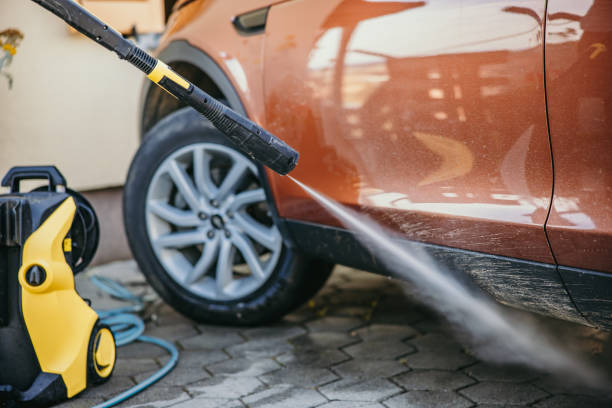 Best Garage Pressure Washing  in Englishtown, NJ