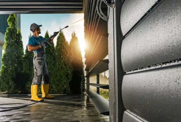 Best Deck Pressure Washing  in Englishtown, NJ